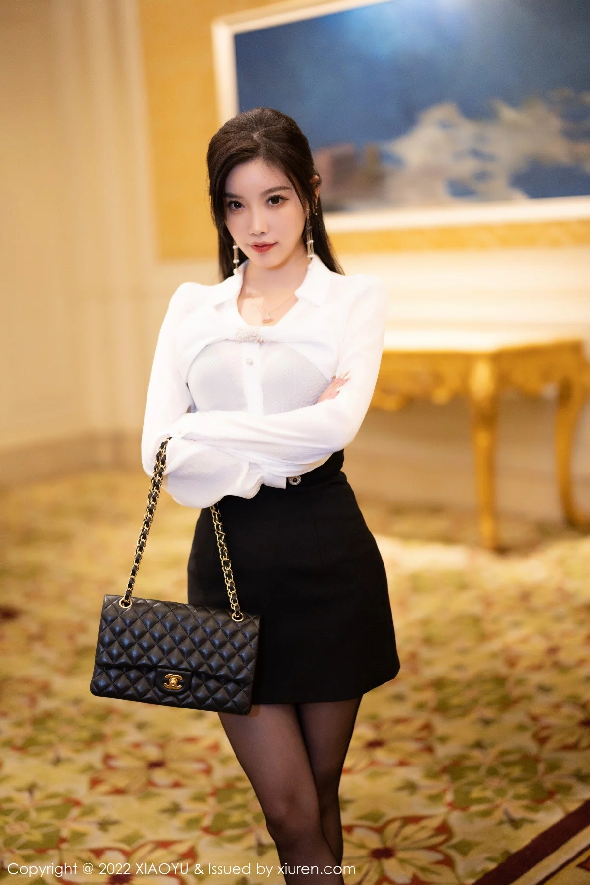 Xgyw.Org_[XiaoYu画语界]Vol.936_女神杨晨晨Yome性感白T配黑短裙露蓝色内衣超薄黑丝诱惑写真82P
