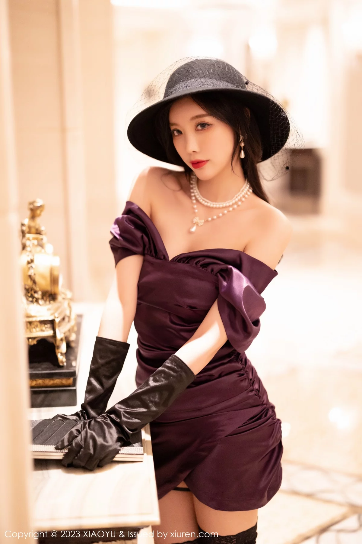 Xgyw.Org_[XiaoYu画语界]Vol.963_女神杨晨晨Yome脱露肩连衣短裙秀淡紫色蕾丝内衣完美诱惑写真85P