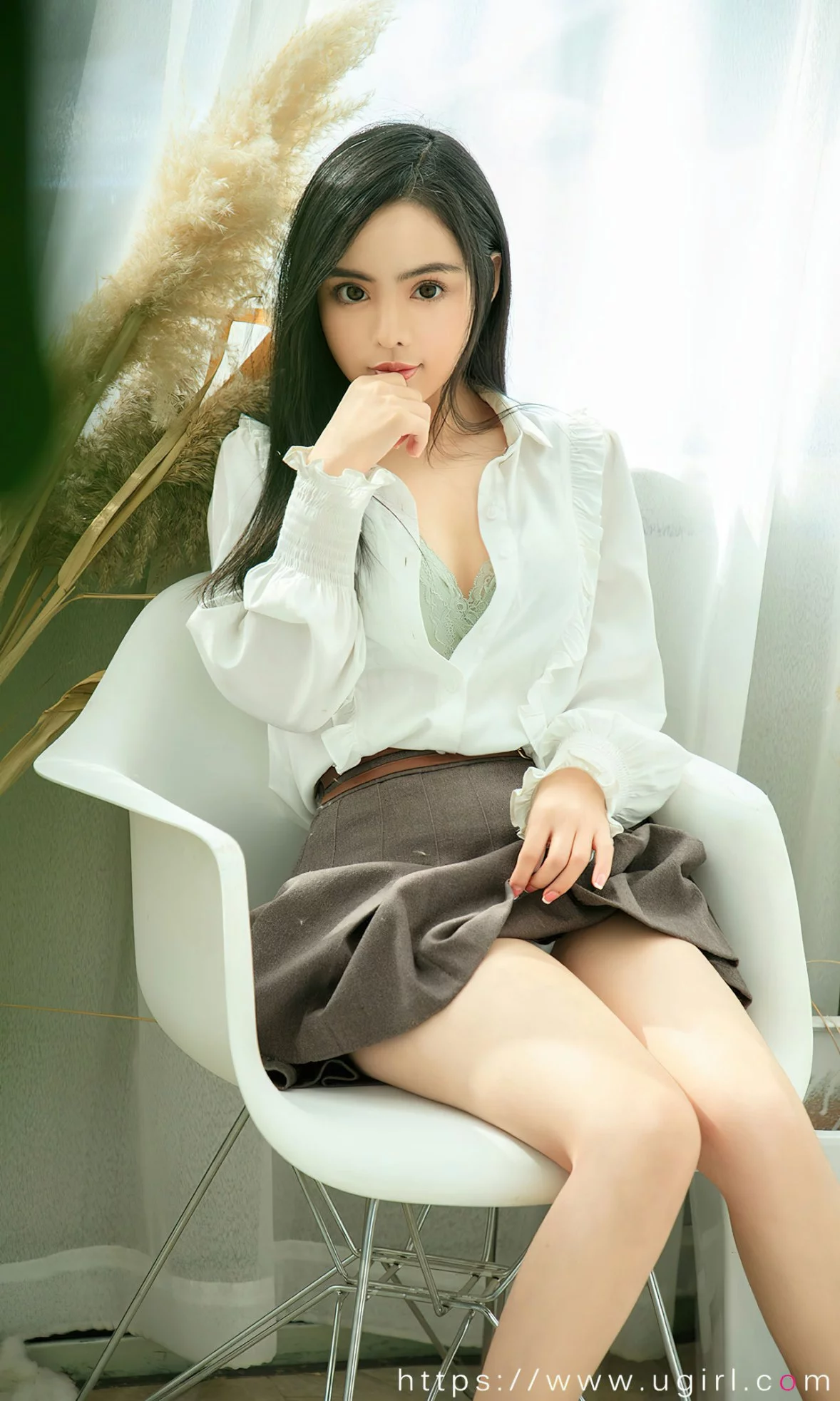 Xgyw.Org_[Ugirls爱尤物]No.2518_模特柳嫣嫣红尘牵挂主题性感蕾丝内衣系列秀完美身材诱惑写真35P