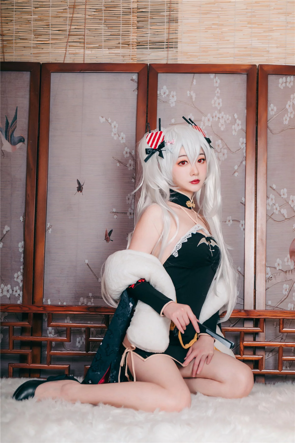 Xgyw.Org_Cosplay美女桃墨公子吸血鬼旗袍主题私房性感低胸高开旗袍秀豪乳翘臀诱惑写真40P