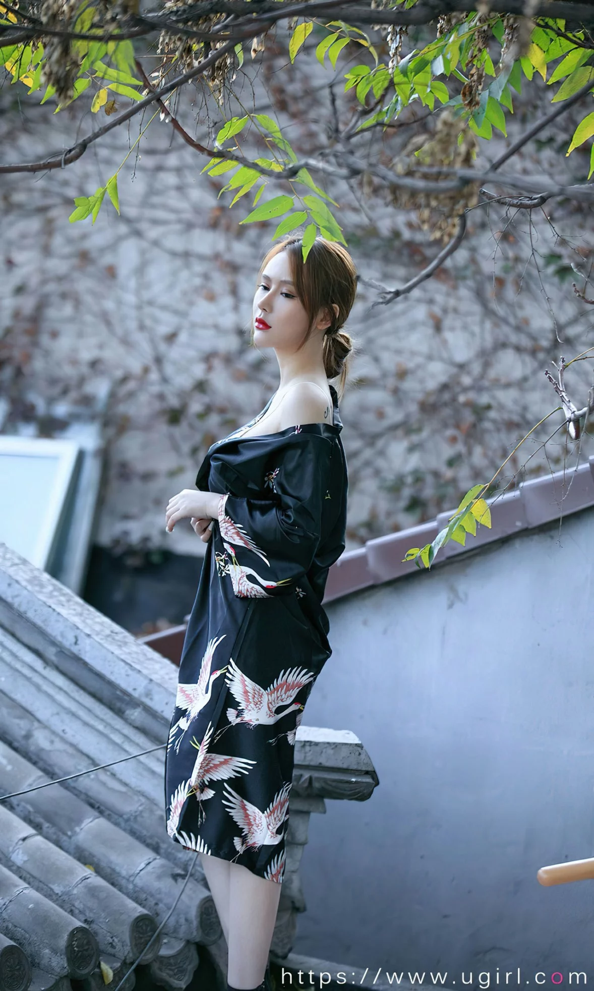 Xgyw.Org_[Ugirls爱尤物]No.2529_模特Coral私房性感多套服饰系列秀曼妙身姿迷人诱惑写真35P