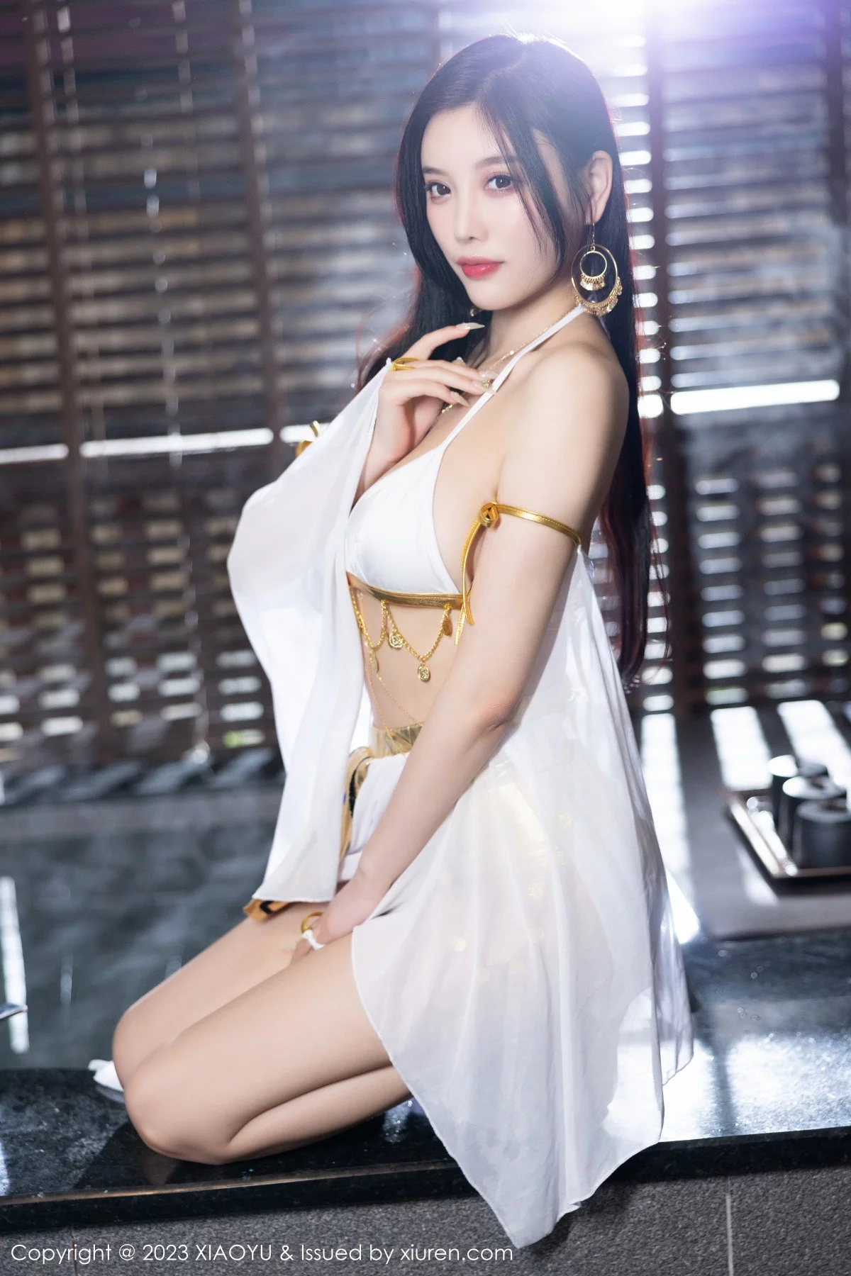 Xgyw.Org_[XiaoYu画语界]Vol.973_女神杨晨晨Yome性感白色诱人服饰秀完美绝伦身材撩人诱惑写真86P