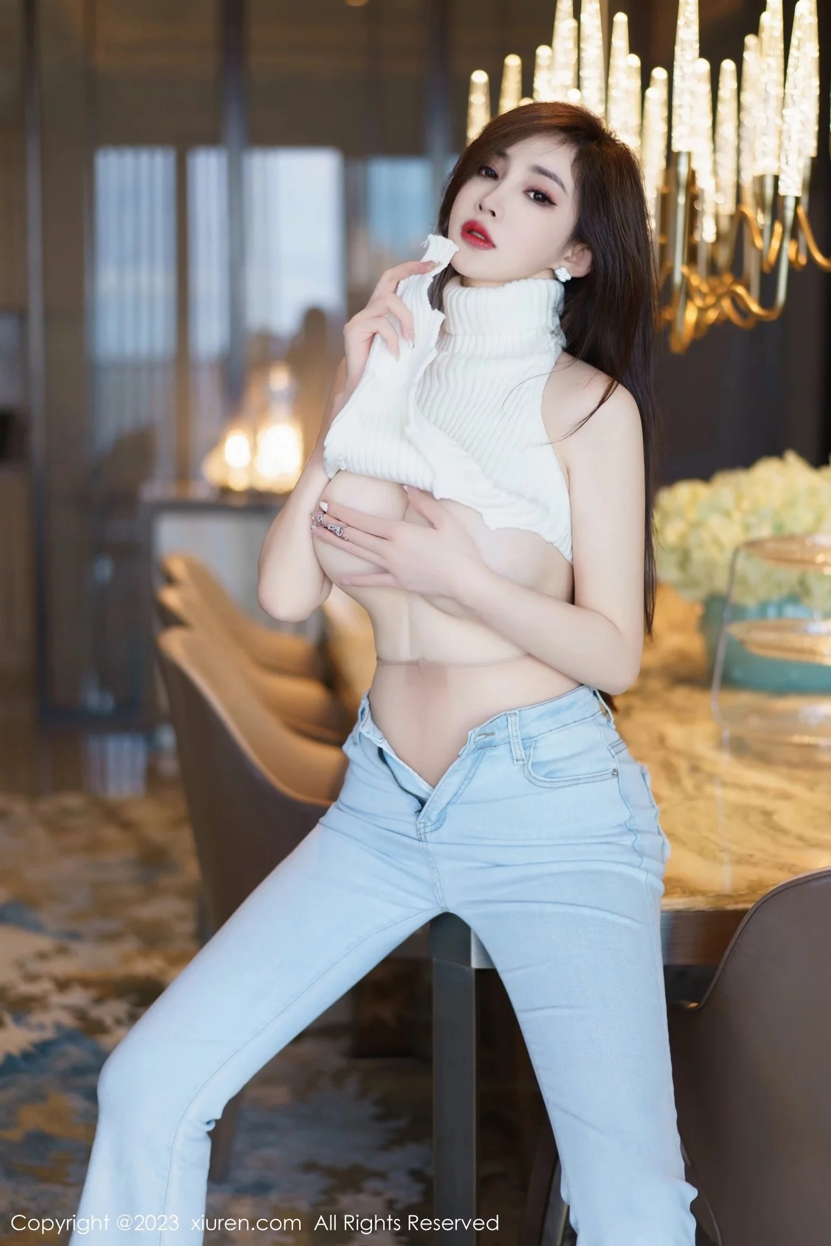 Xgyw.Org_XiuRen第6534期_女神Carol周妍希白色超短衣配牛仔裤露傲人豪乳极致诱惑写真71P