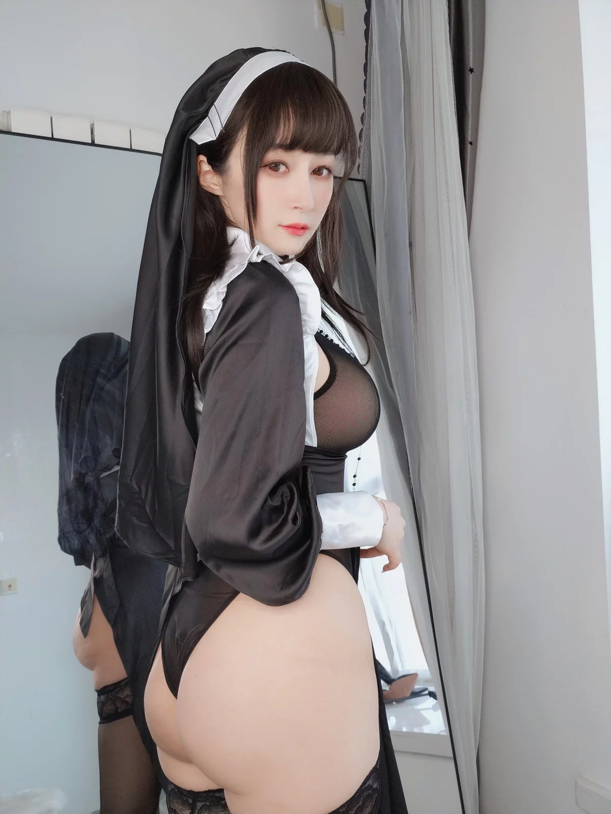 Xgyw.Org_Coser小姐姐白银2023年02月合集性感黑色薄透修女服秀丰满身材迷人诱惑写真276P