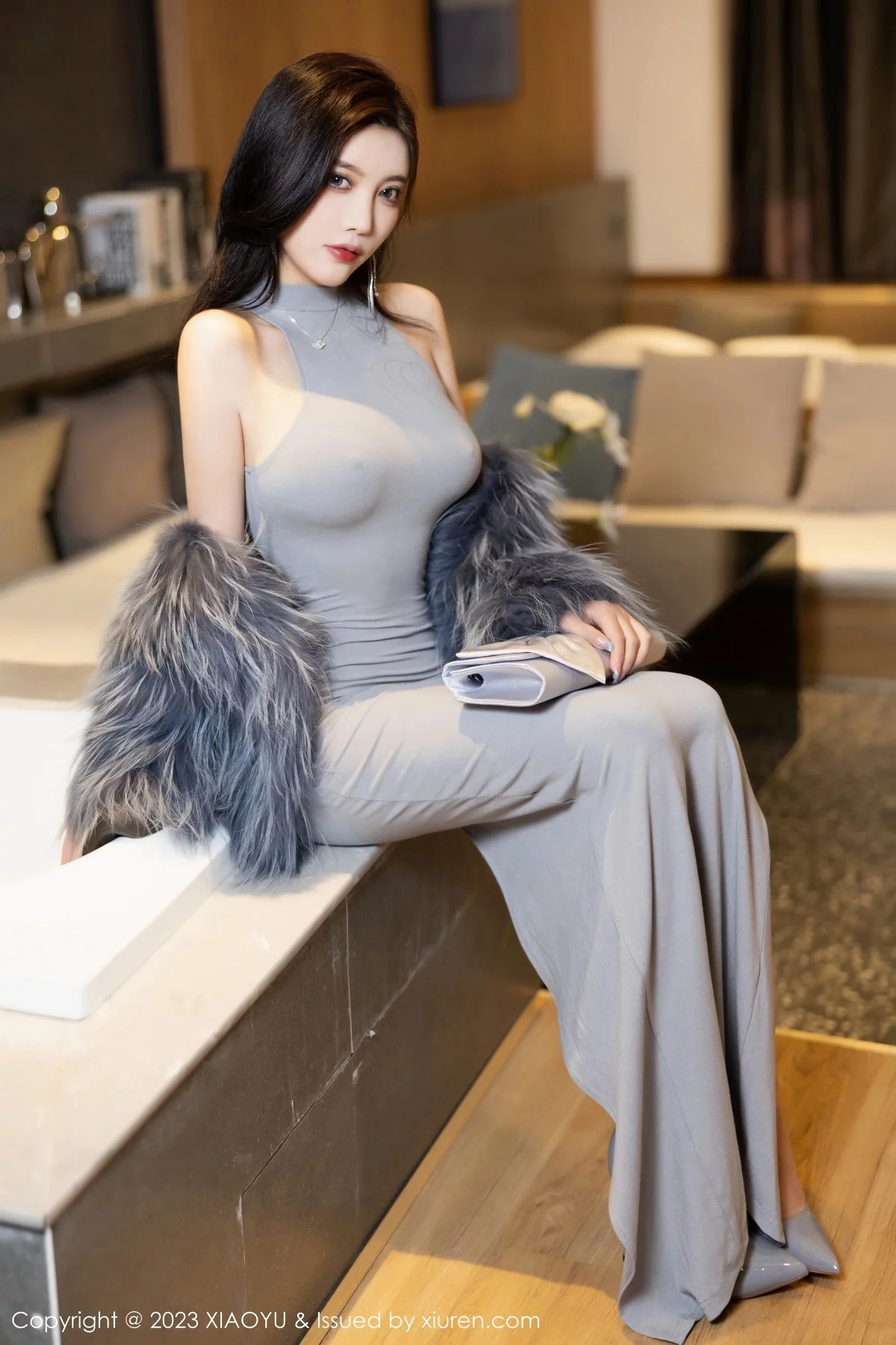 Xgyw.Org_[XiaoYu画语界]Vol.1051_女神杨晨晨Yome性感灰色真空连衣长裙秀完美丰腴身材诱惑写真87P