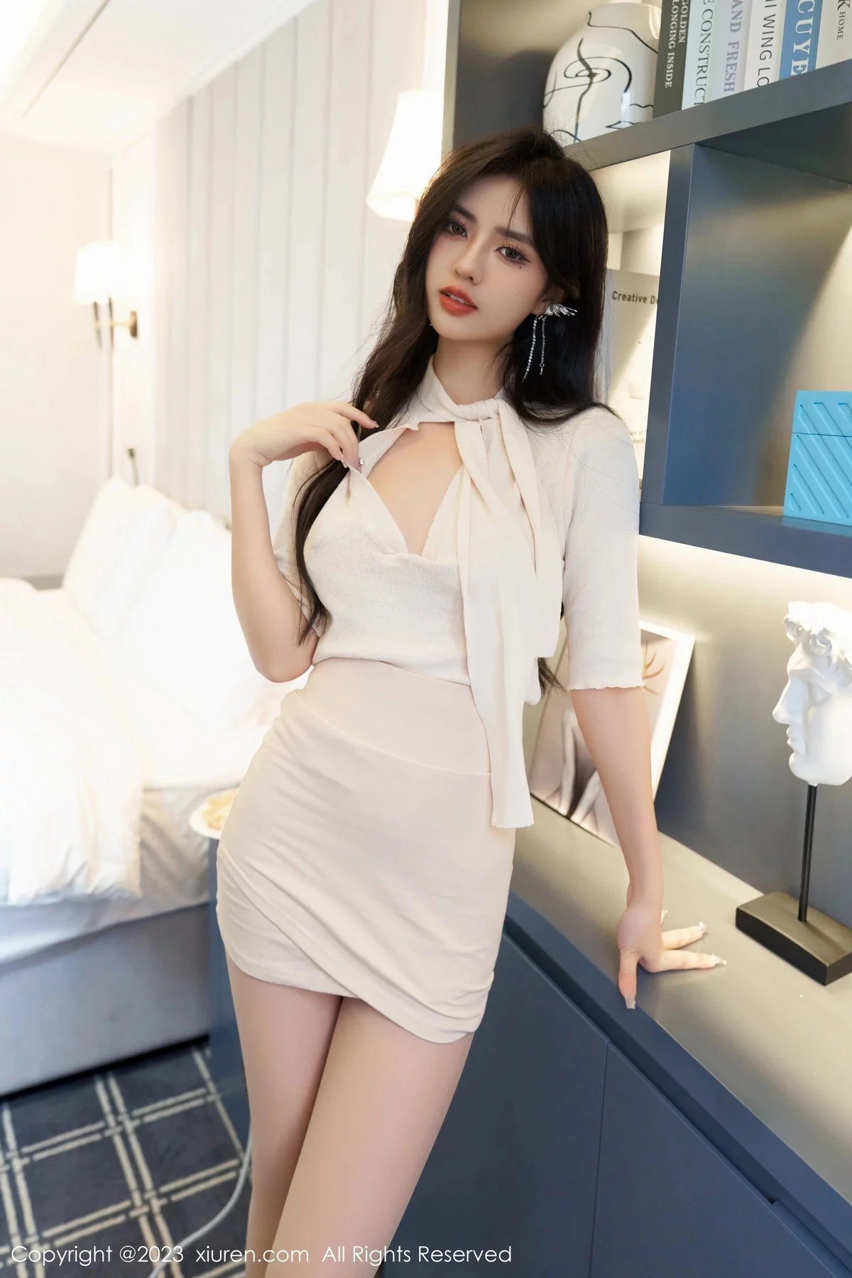 Xgyw.Org_XiuRen第6833_模特浅浅Danny性感白色厨娘服饰真空秀丰腴身姿惹火诱惑写真100P