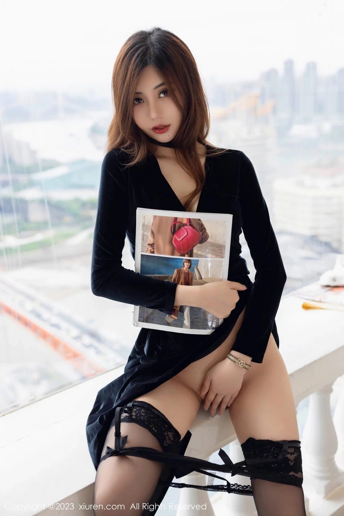 Xgyw.Org_XiuRen第7005期_女神绮里嘉ula性感黑色长裙配超薄黑丝秀曼妙身材迷人诱惑写真88P
