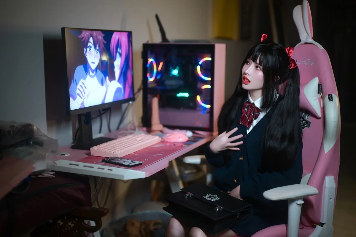 Xgyw.Org_网络美女鹿八岁电竞少女主题私房性感学生制服全脱大尺度秀火辣身材诱惑写真120P