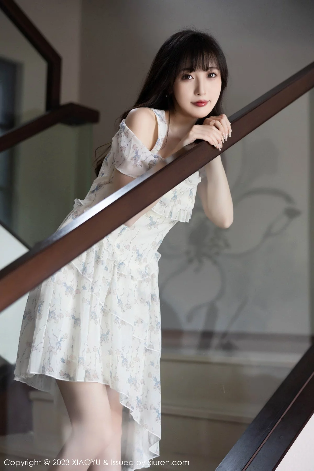 Xgyw.Org_[XiaoYu画语界]Vol.1058_模特林星阑性感白色薄透婚纱服配白丝吊袜秀曼妙身姿诱惑写真80P