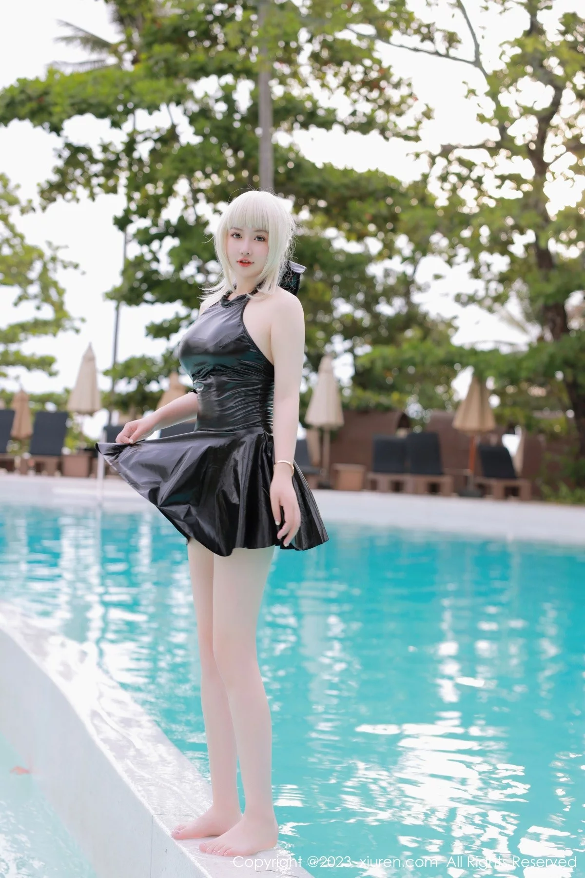 Xgyw.Org_XiuRen第6984期_模特养乐多DoDo性感黑色Cosplay装扮秀丰满身材惹火诱惑写真75P