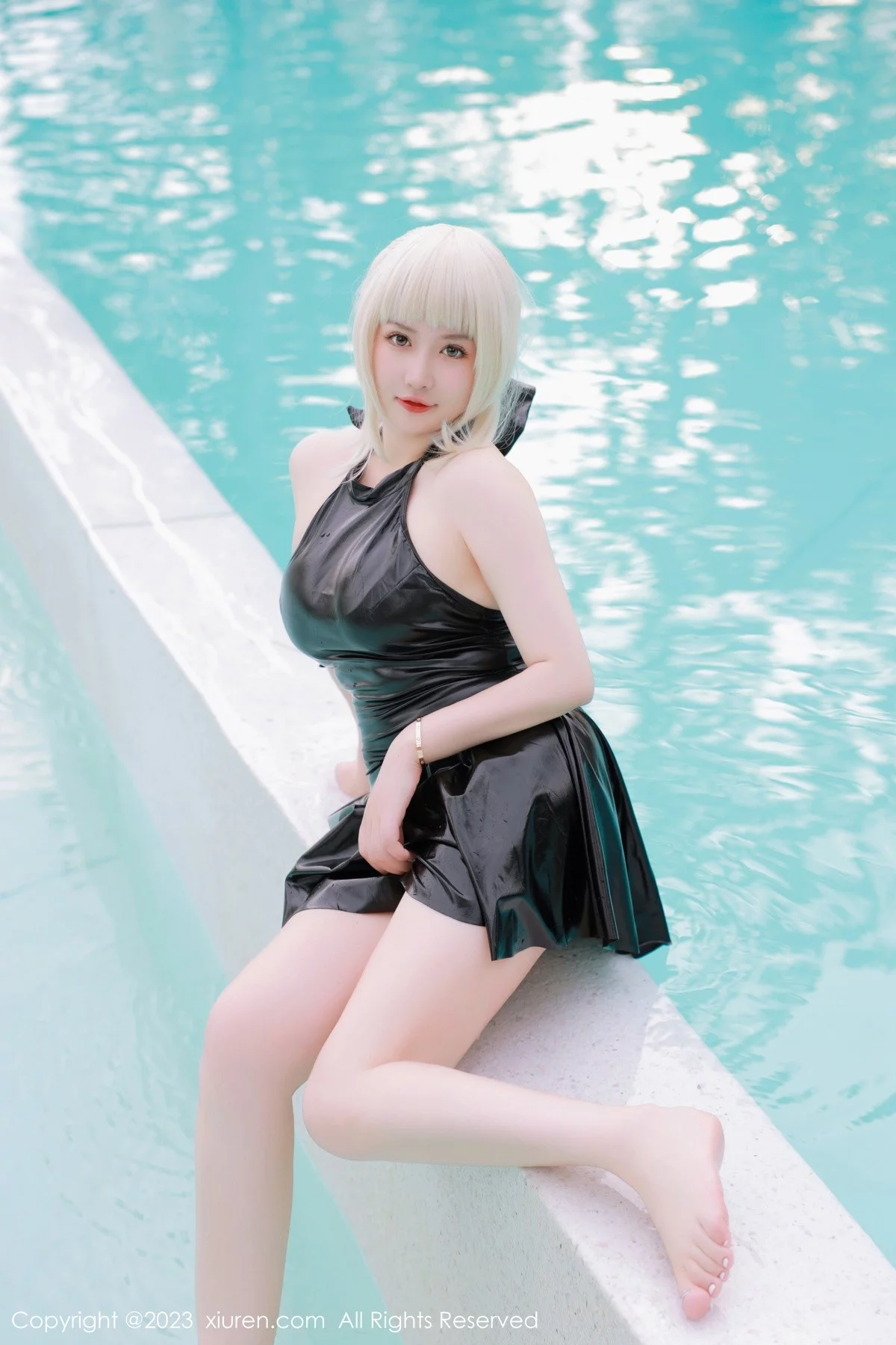 Xgyw.Org_XiuRen第6984期_模特养乐多DoDo性感黑色Cosplay装扮秀丰满身材惹火诱惑写真75P
