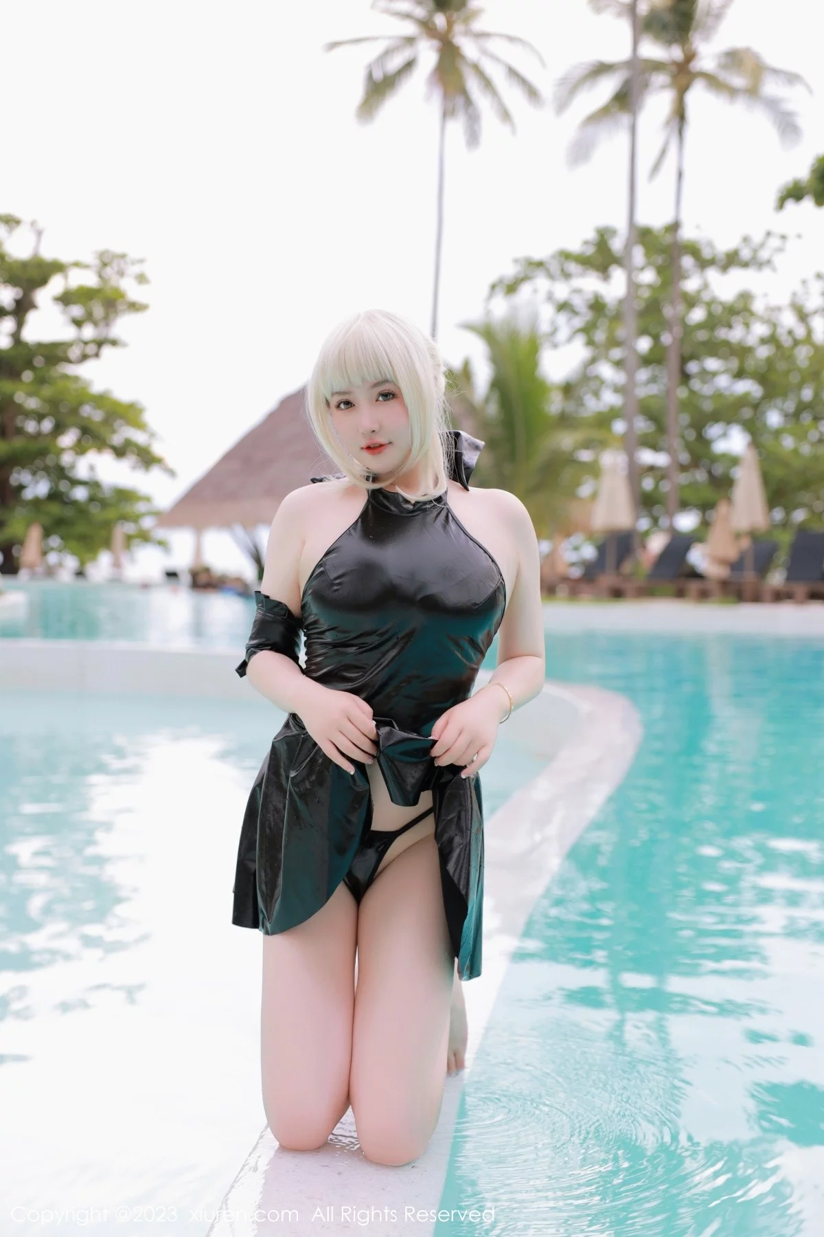 Xgyw.Org_XiuRen第6984期_模特养乐多DoDo性感黑色Cosplay装扮秀丰满身材惹火诱惑写真75P