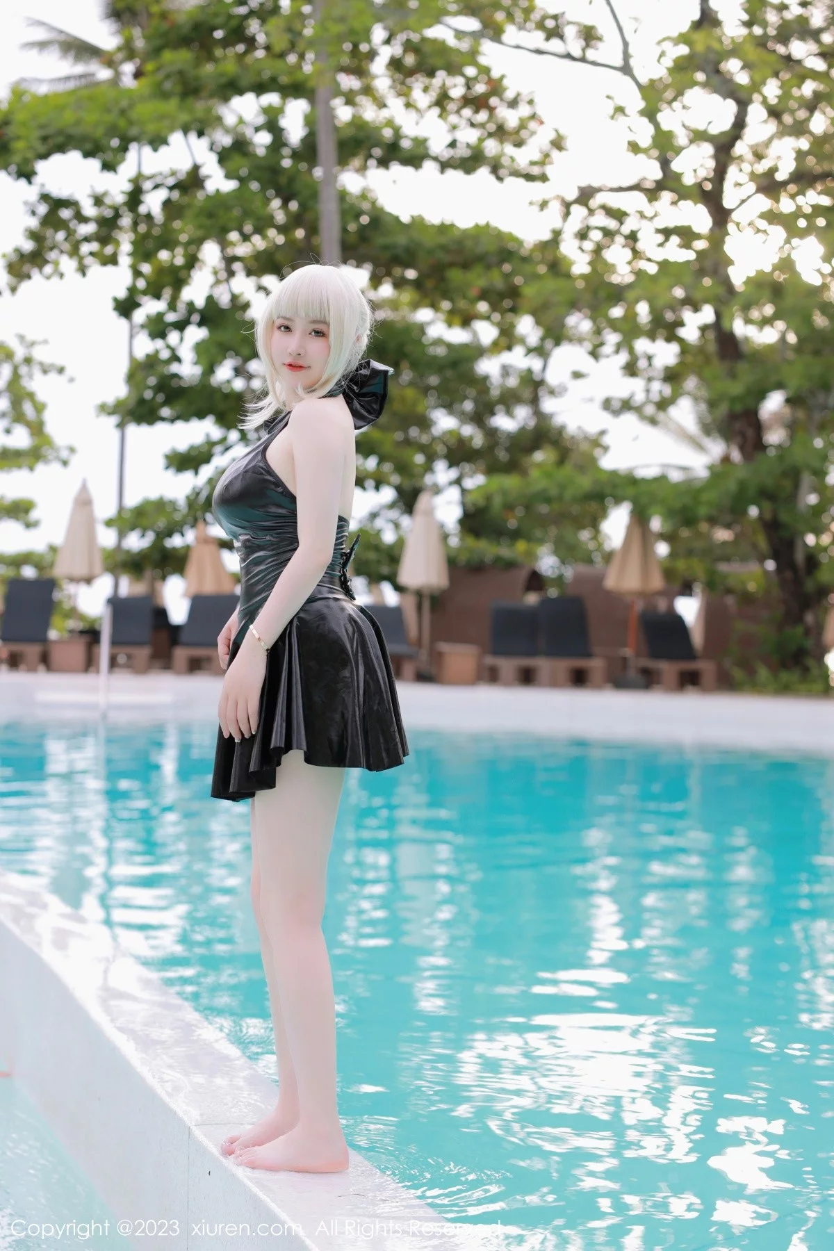 Xgyw.Org_XiuRen第6984期_模特养乐多DoDo性感黑色Cosplay装扮秀丰满身材惹火诱惑写真75P