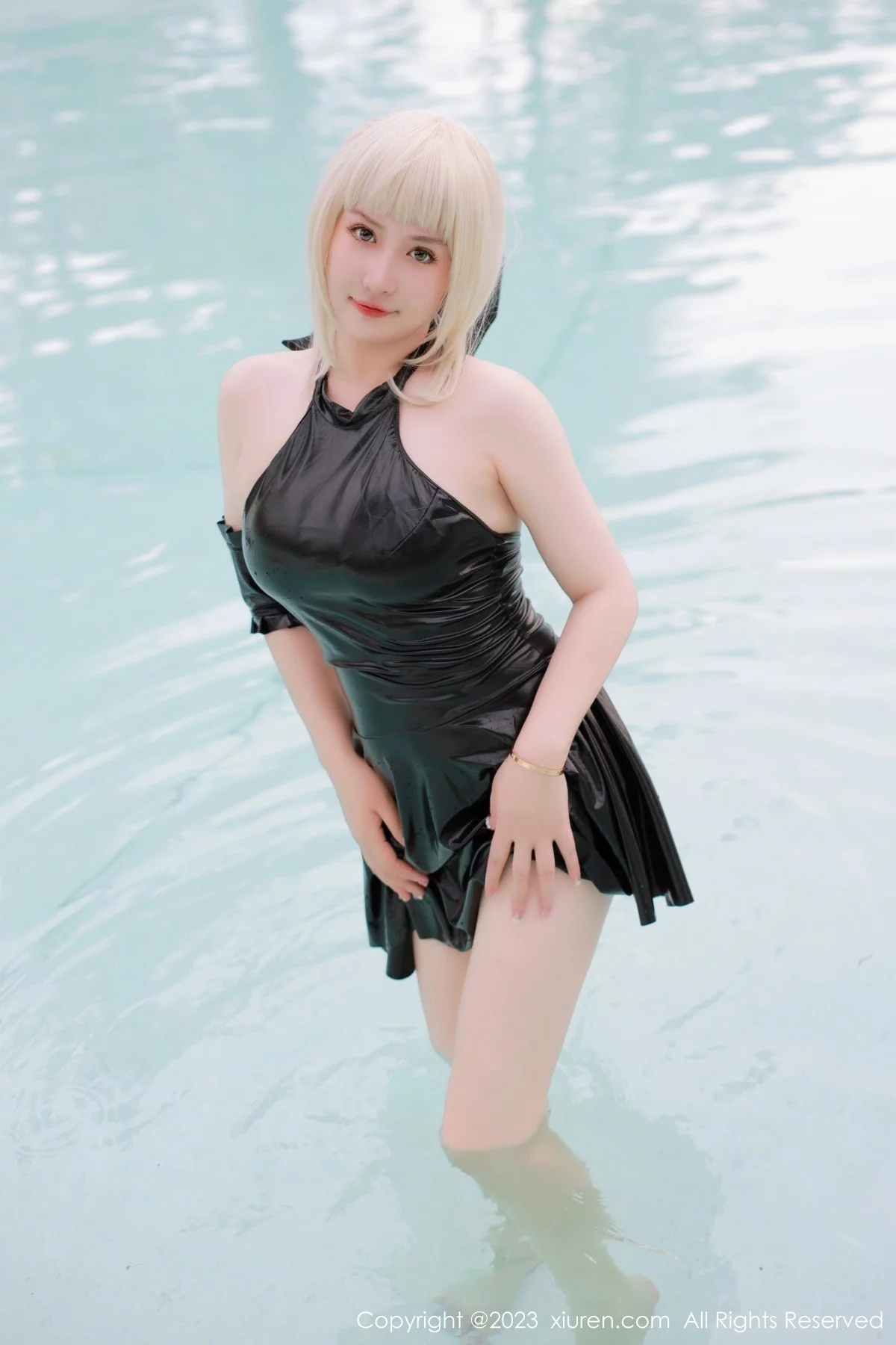Xgyw.Org_XiuRen第6984期_模特养乐多DoDo性感黑色Cosplay装扮秀丰满身材惹火诱惑写真75P