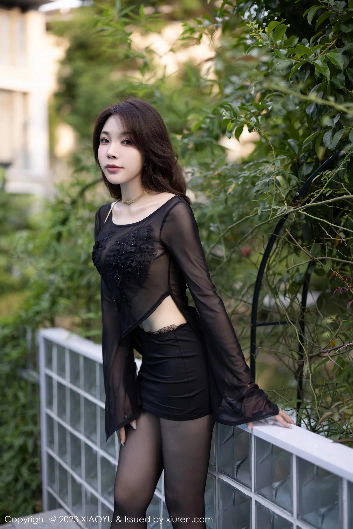 Xgyw.Org_[XiaoYu画语界]Vol.1089_女神徐莉芝Booty黑色薄纱情趣服配无内黑丝秀曼妙身姿诱惑写真83P