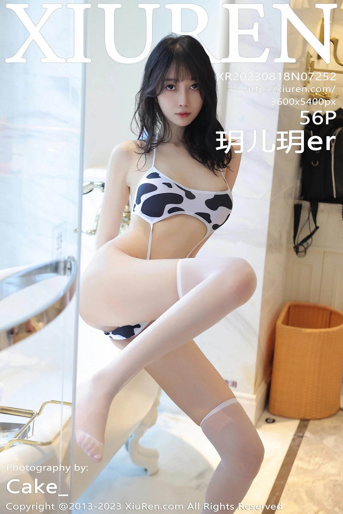 Xgyw.Org_XiuRen第7252期_模特玥儿玥er私房浴室性感奶牛比基尼服配白丝袜湿身诱惑写真56P