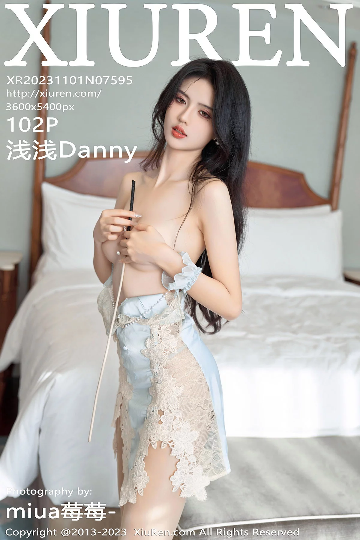 Xgyw.Org_XiuRen第7595期_模特浅浅Danny性感粉色连衣短裙半脱秀丰腴身姿撩人诱惑写真102P