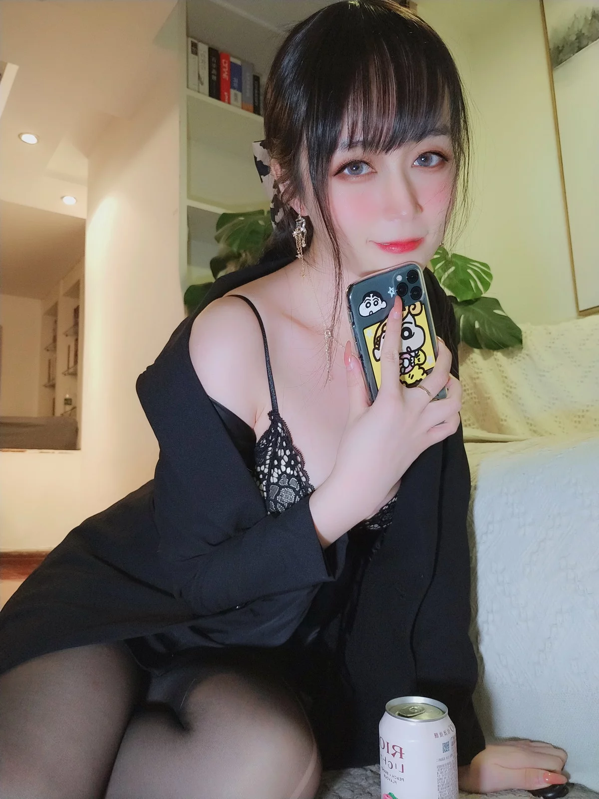 Xgyw.Org_Coser小姐姐白银酒后女秘书主题黑色制服露性感黑色蕾丝内衣秀丰满身材诱惑写真70P
