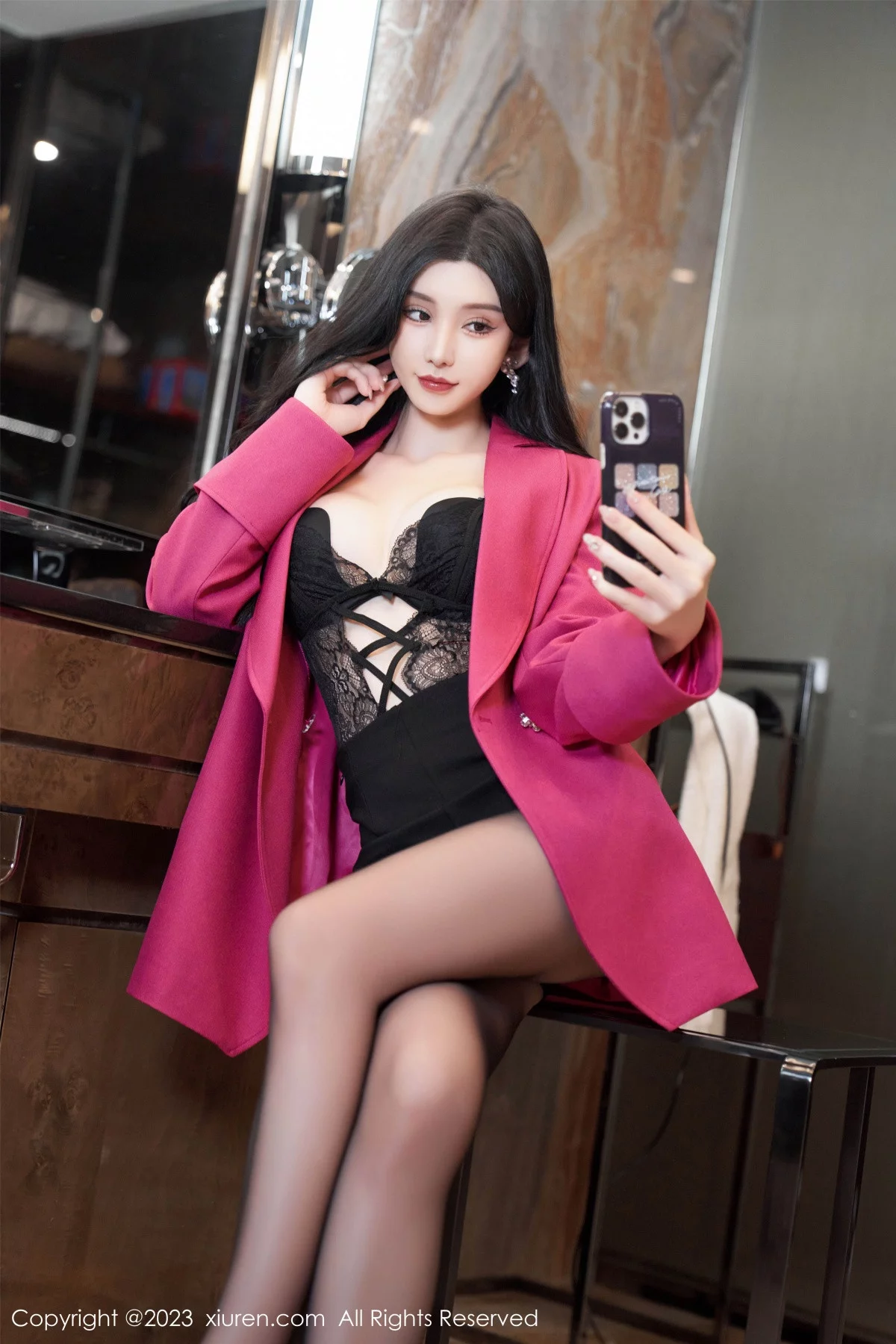Xgyw.Org_XiuRen第7787期_女神周于希Sally性感黑色蕾丝情趣内衣配超薄黑丝极致魅惑写真109P