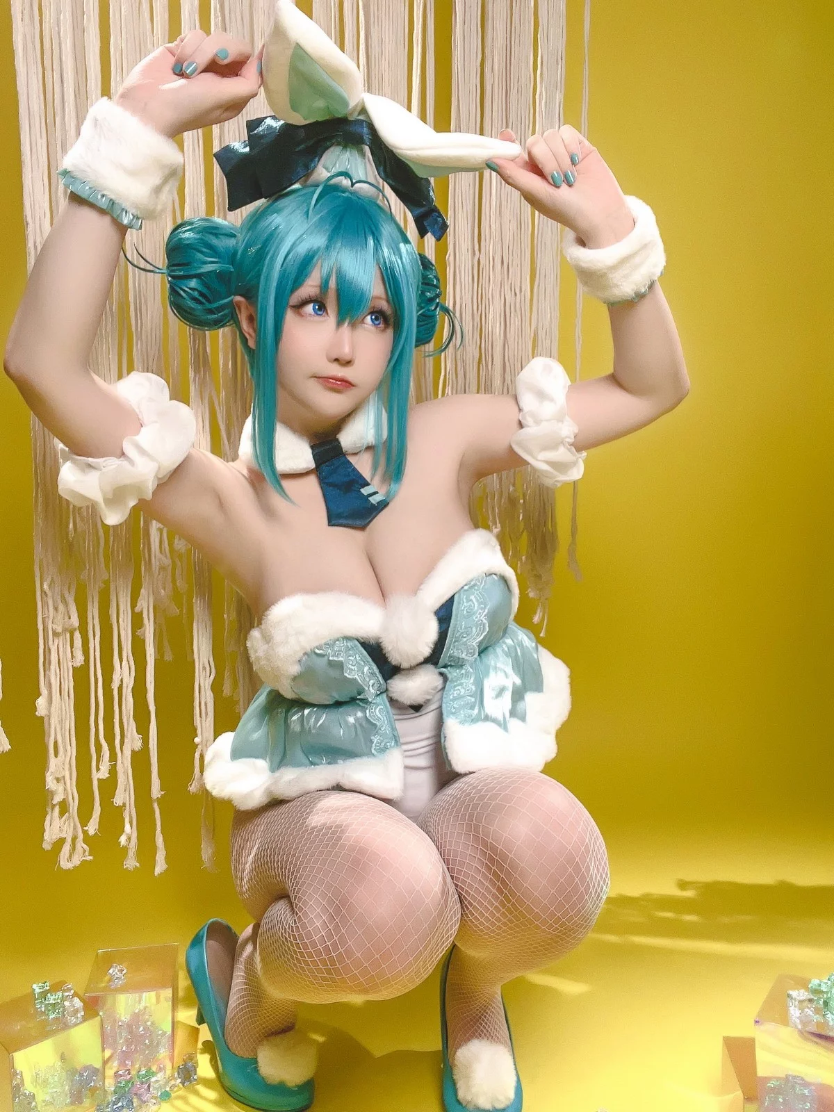 Xgyw.Org_Coser小姐姐星之迟迟初音未来主题性感兔女郎装扮白色连体衣配白丝网袜诱惑写真77P