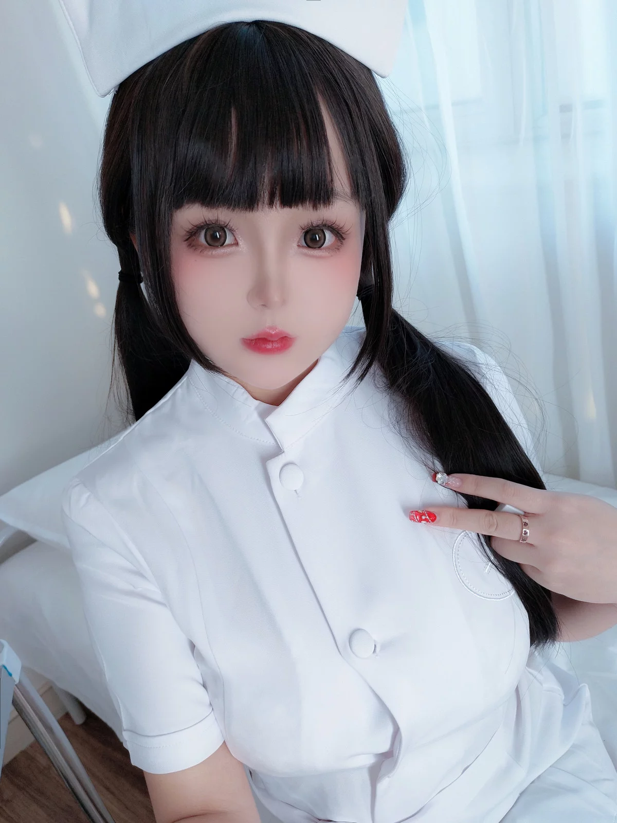 Xgyw.Org_Cosplay美女日奈娇诊所护士主题白色护士服露性感蕾丝内衣秀惹火身材诱惑写真139P