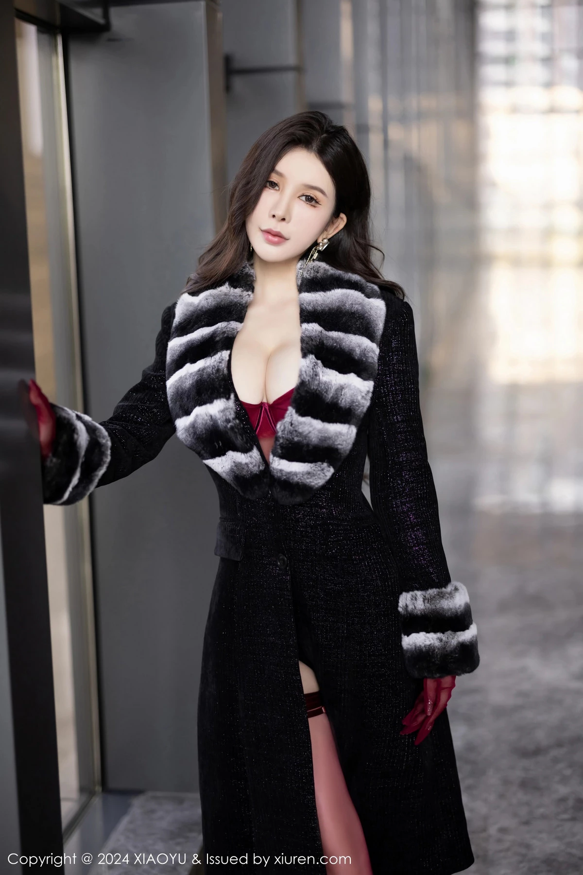 Xgyw.Org_[XiaoYu画语界]Vol.1210_模特李丽莎性感红色情趣服饰配红丝吊袜秀惹火身材完美诱惑写真81P