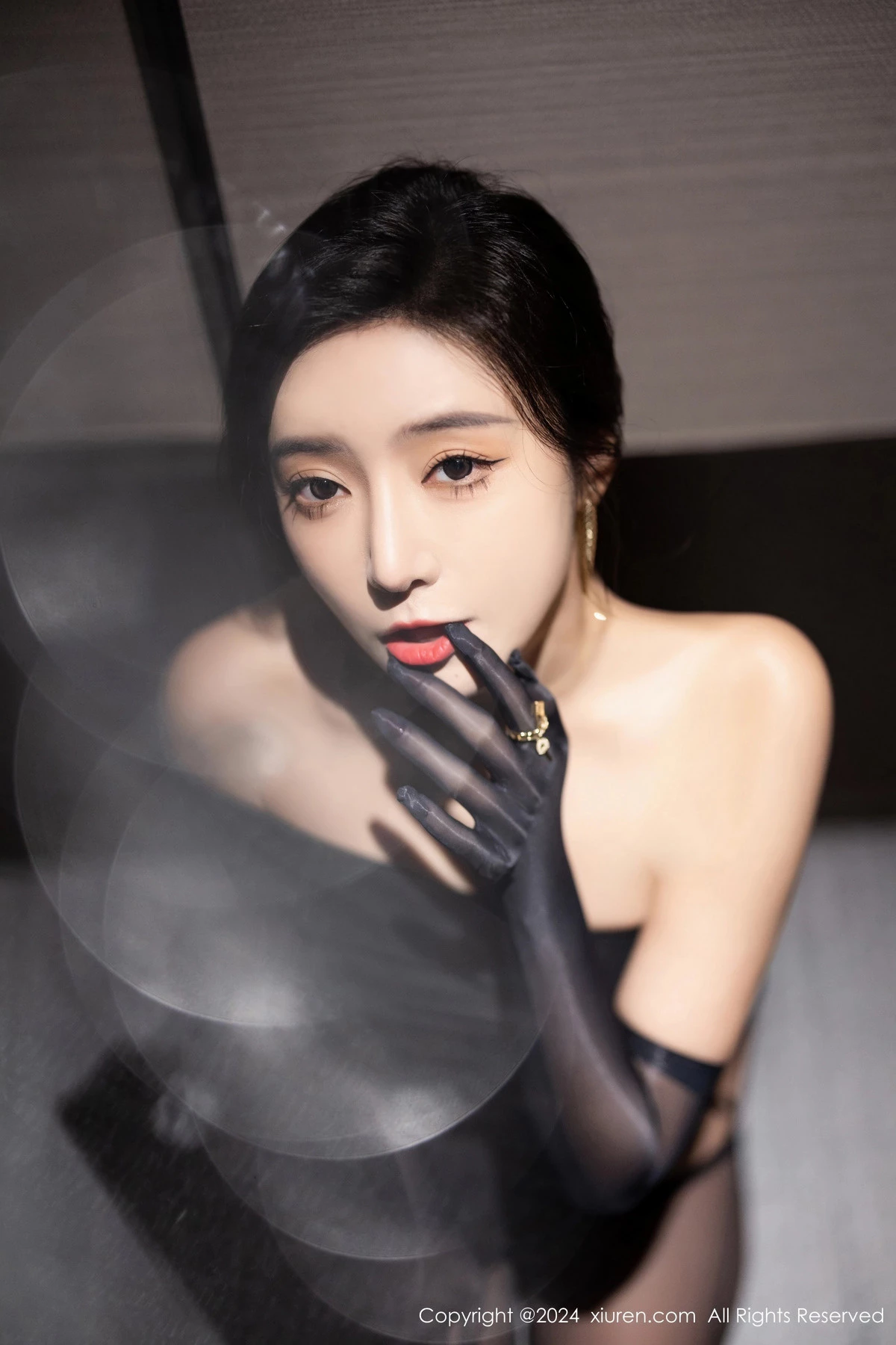 Xgyw.Org_XiuRen第8194期_女神王馨瑶yanni黑色连衣长裙+黑色轻透情趣服饰惹火诱惑写真82P