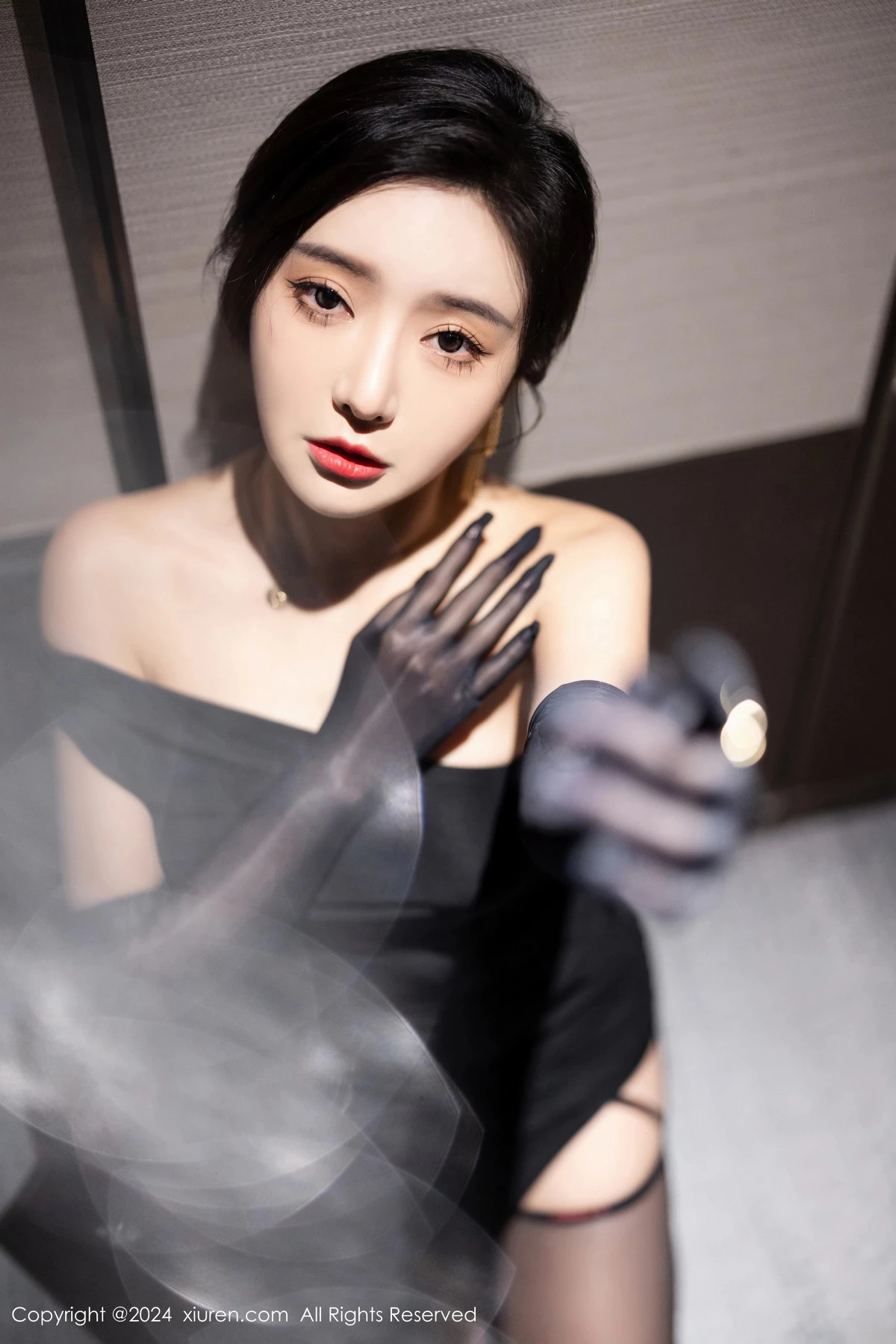 Xgyw.Org_XiuRen第8194期_女神王馨瑶yanni黑色连衣长裙+黑色轻透情趣服饰惹火诱惑写真82P