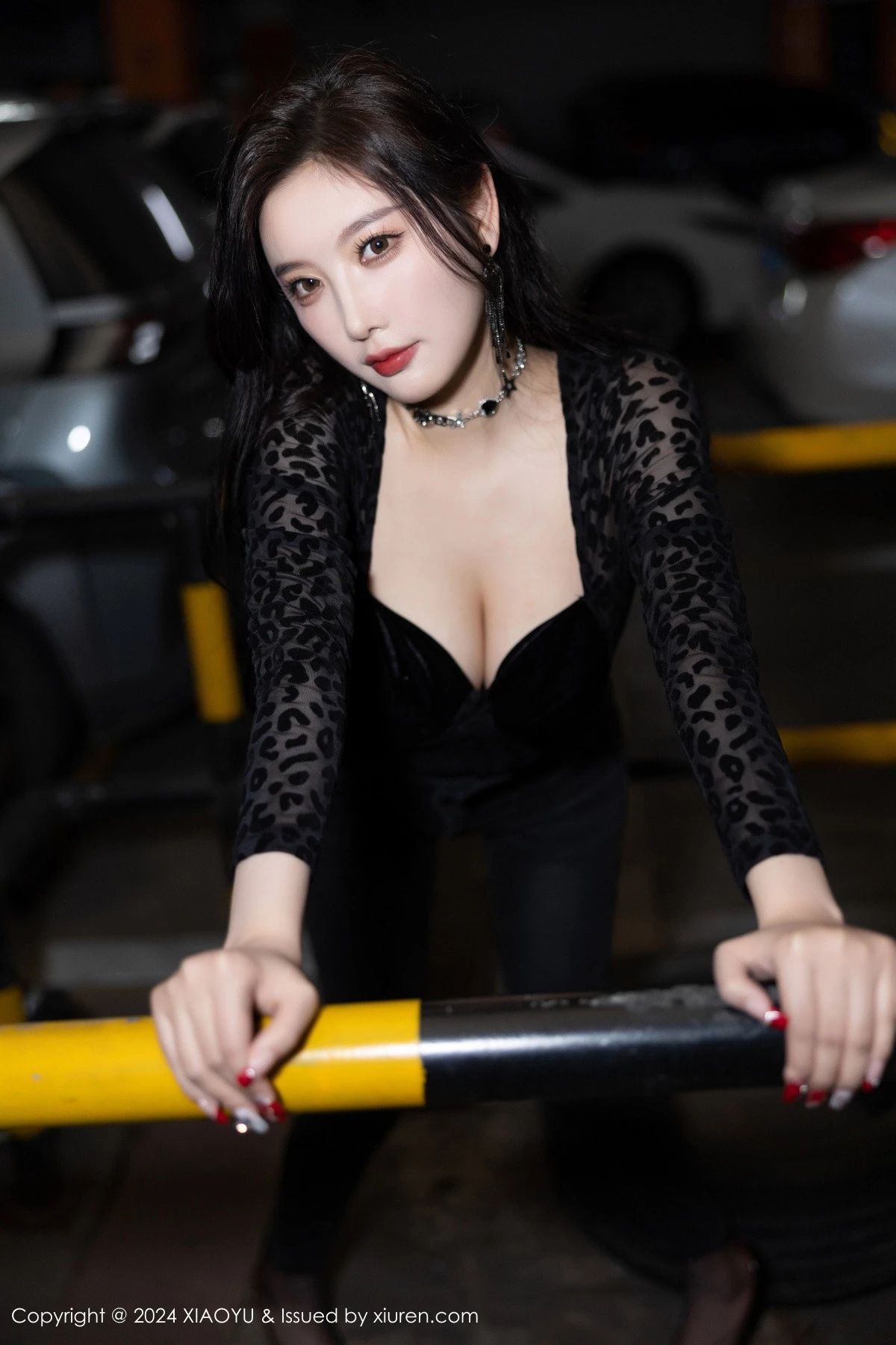 Xgyw.Org_[XiaoYu画语界]Vol.1216_女神杨晨晨Yome黑色豹纹配牛仔裤露性感黑色内衣完美诱惑写真88P