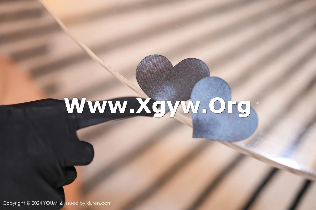 Xgyw.Org_[YouMi尤蜜荟]Vol.1040_女神王雨纯脱牛仔裤露黑色网纱轻透连体衣秀惹火身材诱惑写真83P