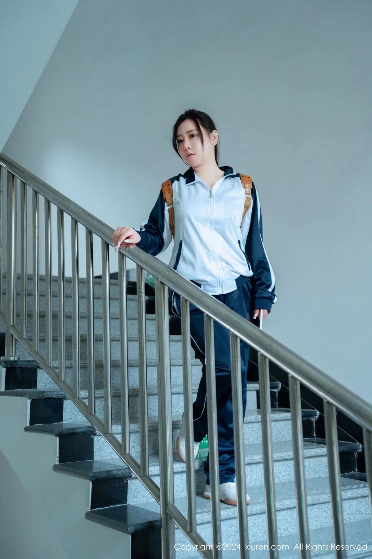Xgyw.Org_XiuRen第8122期_模特王婉悠Queen教师场景性感学生制服秀丰腴身材惹火诱惑写真80P