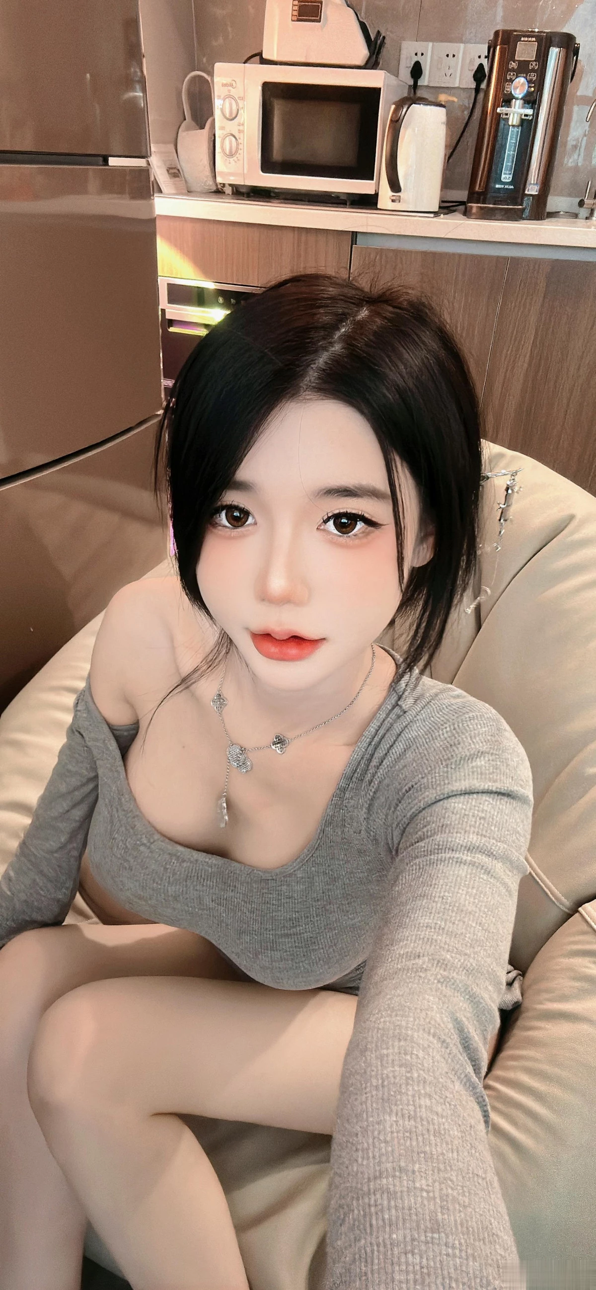 Xgyw.Org_抖音主播黎允熙baby灰色后妈裙主题私房性感灰色连衣长裙配黑色内衣秀美腿诱惑写真27P
