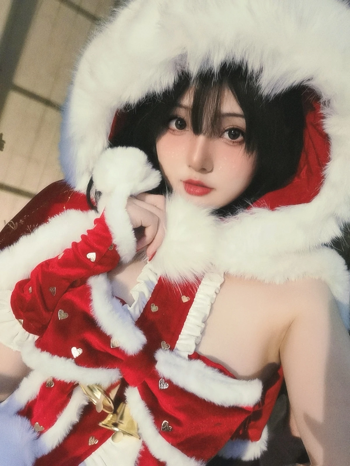 Xgyw.Org_网络美女Natsuko夏夏子圣诞雪精灵主题性感红色圣诞服饰配白丝袜秀丰满身材诱惑写真48P