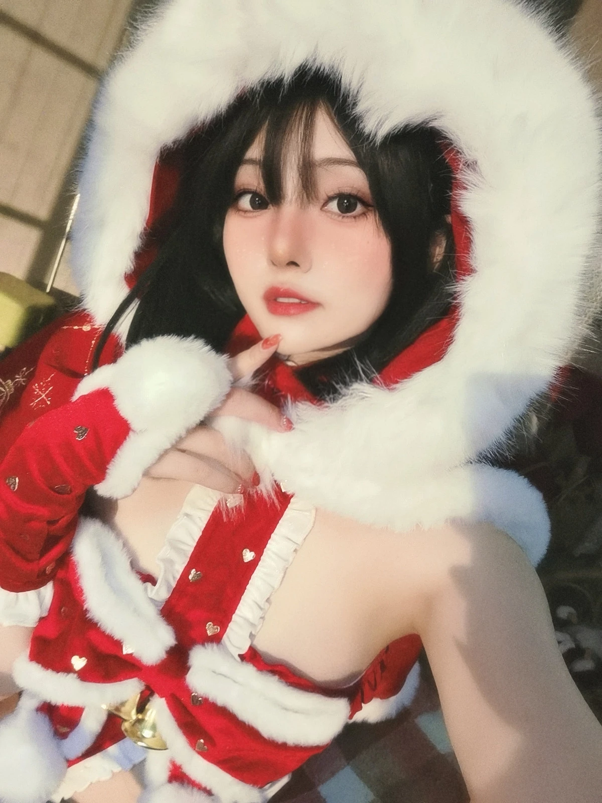 Xgyw.Org_网络美女Natsuko夏夏子圣诞雪精灵主题性感红色圣诞服饰配白丝袜秀丰满身材诱惑写真48P