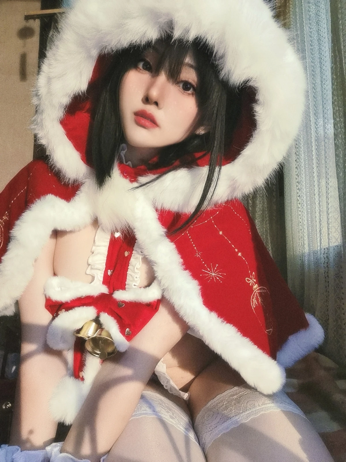 Xgyw.Org_网络美女Natsuko夏夏子圣诞雪精灵主题性感红色圣诞服饰配白丝袜秀丰满身材诱惑写真48P