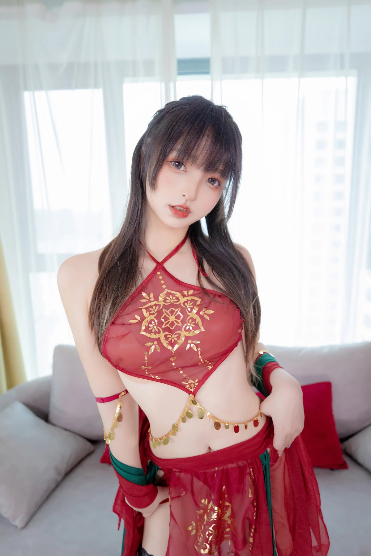 Xgyw.Org_萝莉美女神楽板真冬恋恋红尘主题性感红色薄纱布兜服饰配超薄黑丝秀完美身材诱惑写真75P
