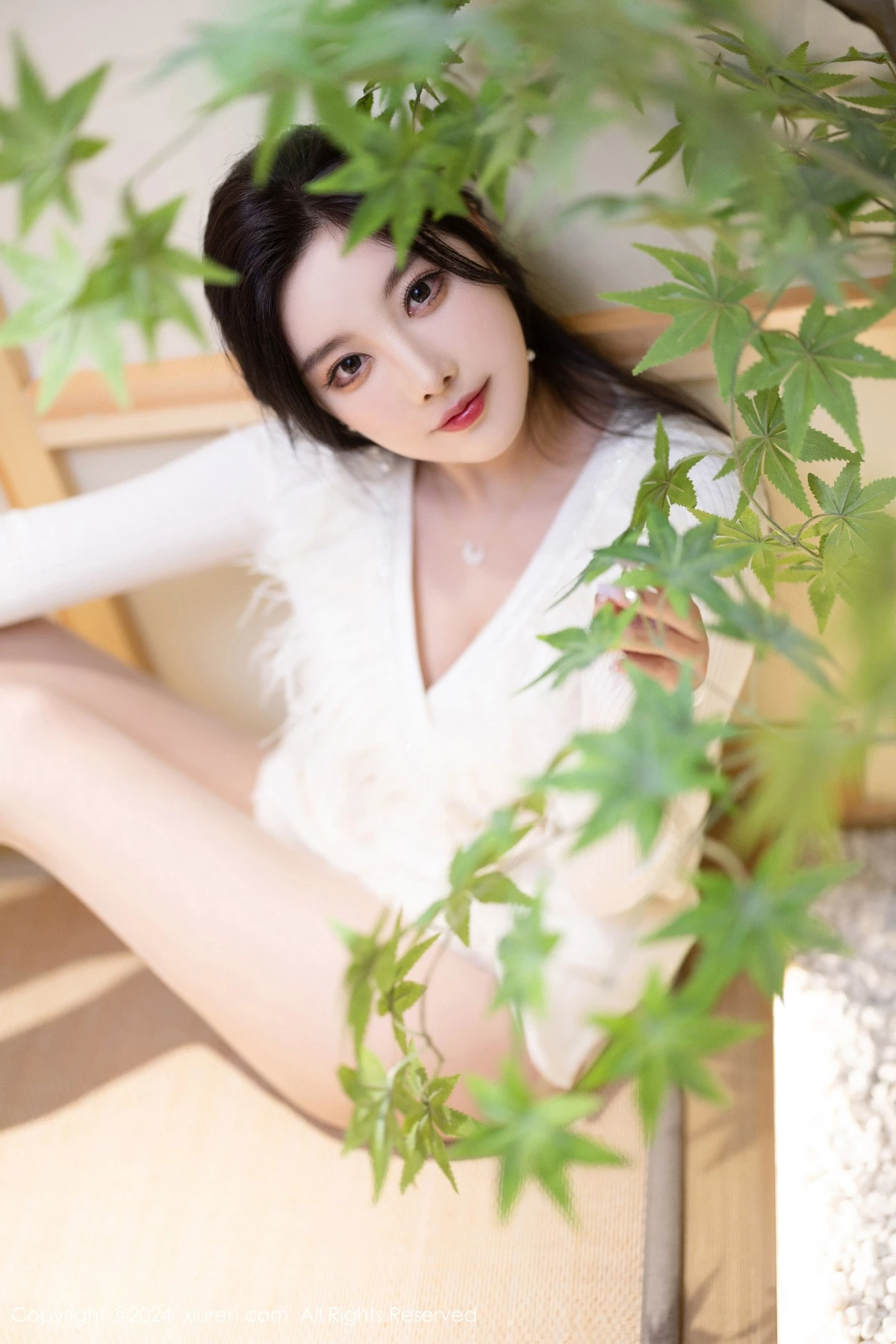 Xgyw.Org_XiuRen第8363期_女神杨晨晨Yome白色连衣长裙+白色情趣薄纱秀丰腴身材诱惑写真82P