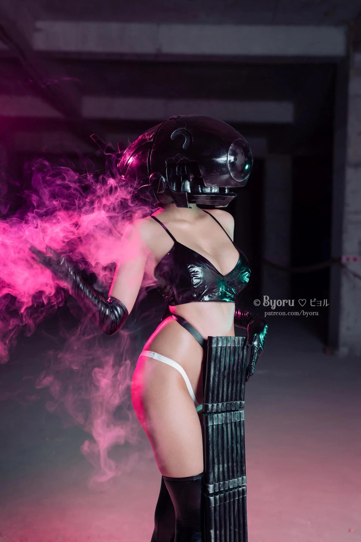 Xgyw.Org_日本性感萝莉Byoru-Bomb Devil主题恶魔装扮性感黑色皮质内衣配黑皮靴秀丰满身材诱惑写真32P