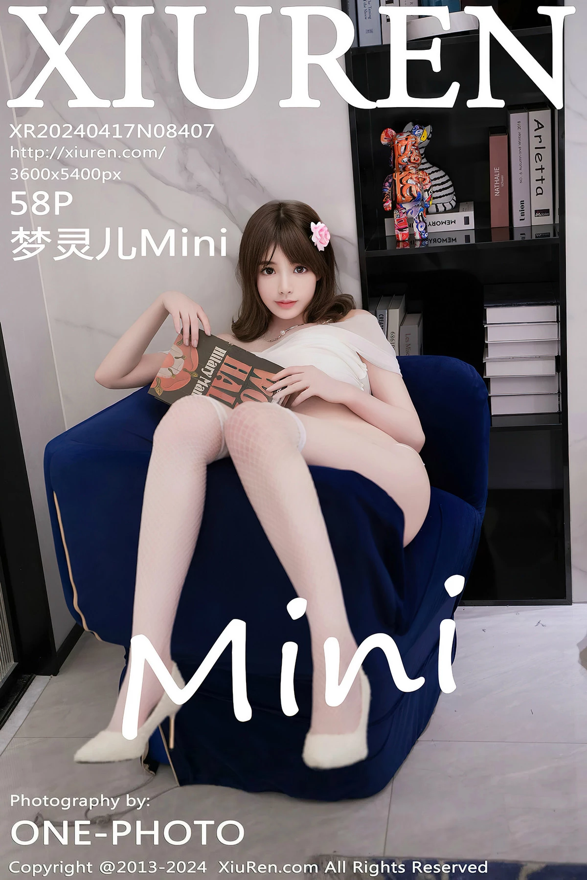 Xgyw.Org_XiuRen第8407期_模特梦灵儿Mini白色露肩连衣短裙配白丝网袜秀完美身材诱惑写真58P