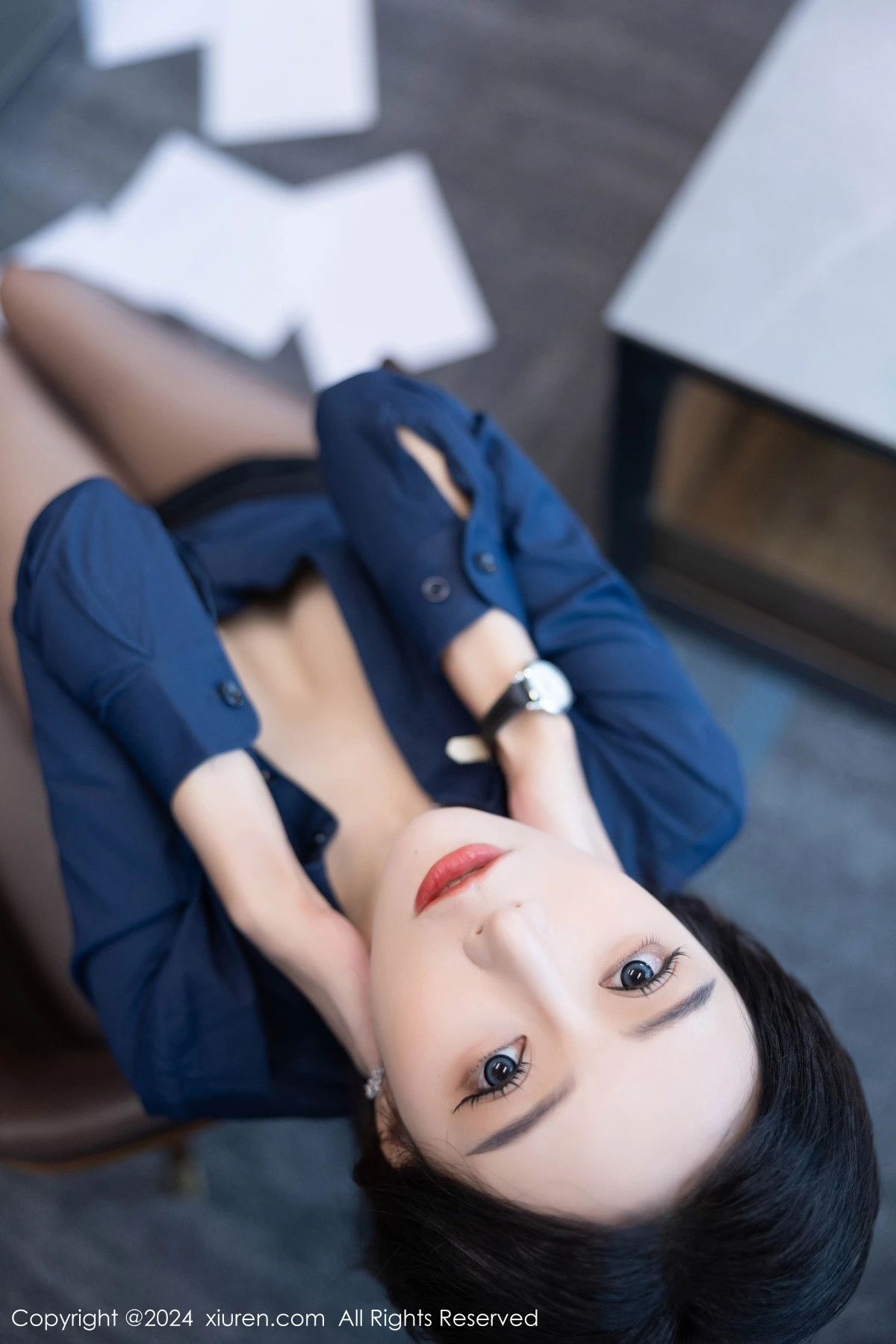 Xgyw.Org_XiuRen第8760期_女神王馨瑶yanni性感Ol深色服饰配开档黑丝秀完美身材诱惑写真88P