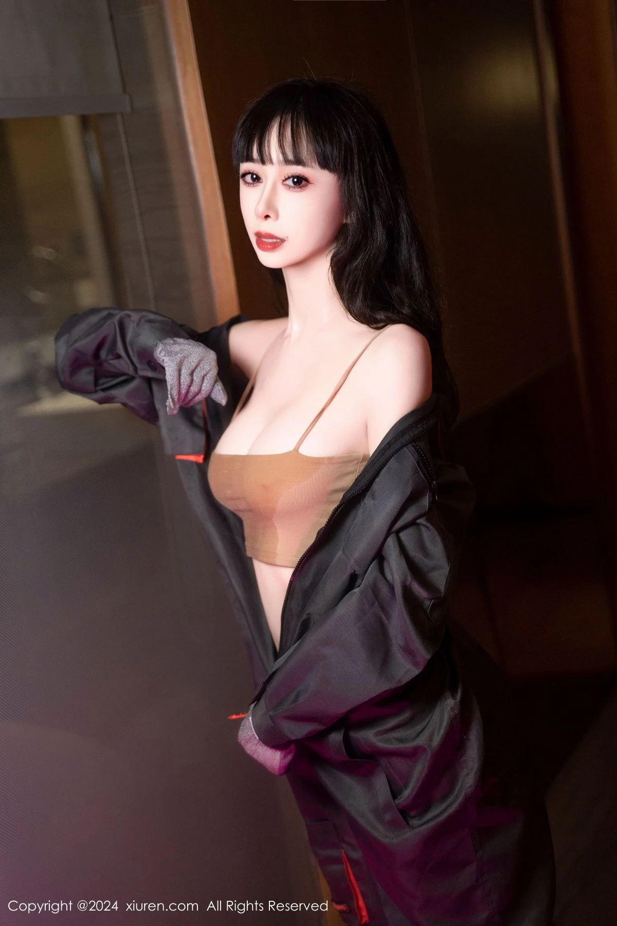 Xgyw.Org_XiuRen第8938期_模特宝宝甜维修工主题半脱露性感抹胸内衣秀曼妙身姿诱惑写真82P