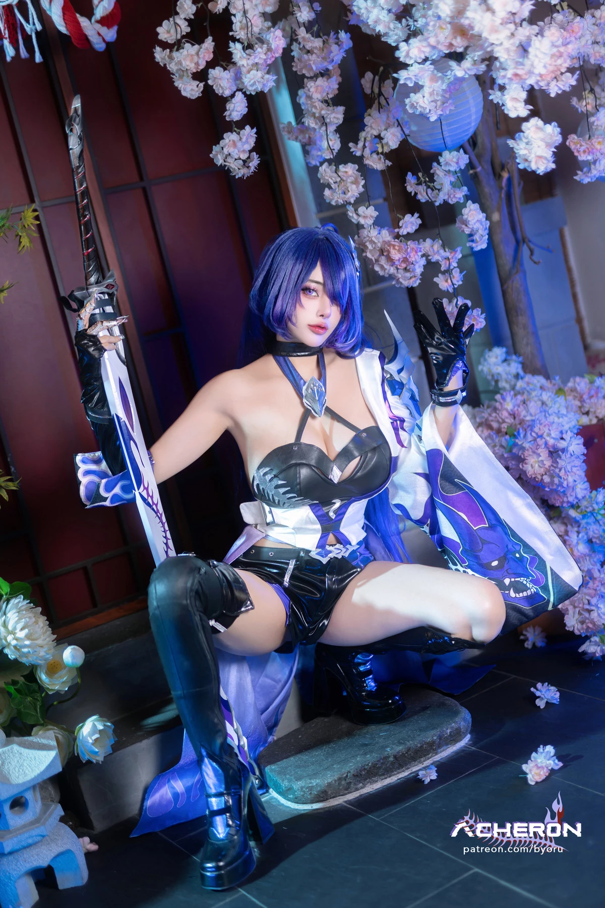 Xgyw.Org_日本性感萝莉Byoru-HonkaiStar Rail主题性感黑色服饰露豪乳遮点秀丰满身材诱惑写真57P