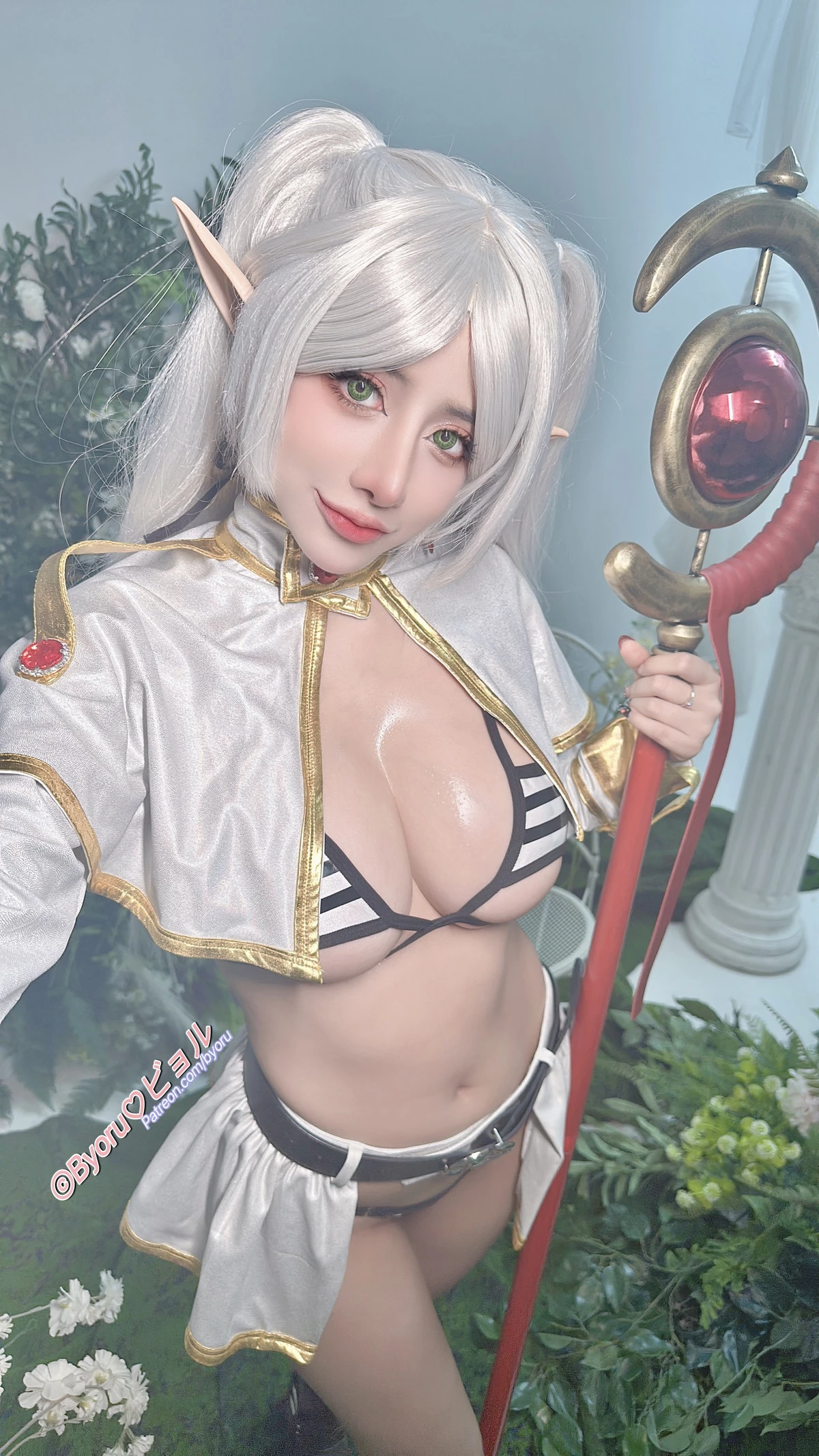 Xgyw.Org_日本性感萝莉Byoru-Frieren主题性感白色服饰露横条比基尼秀油亮肌肤惹火诱惑写真42P