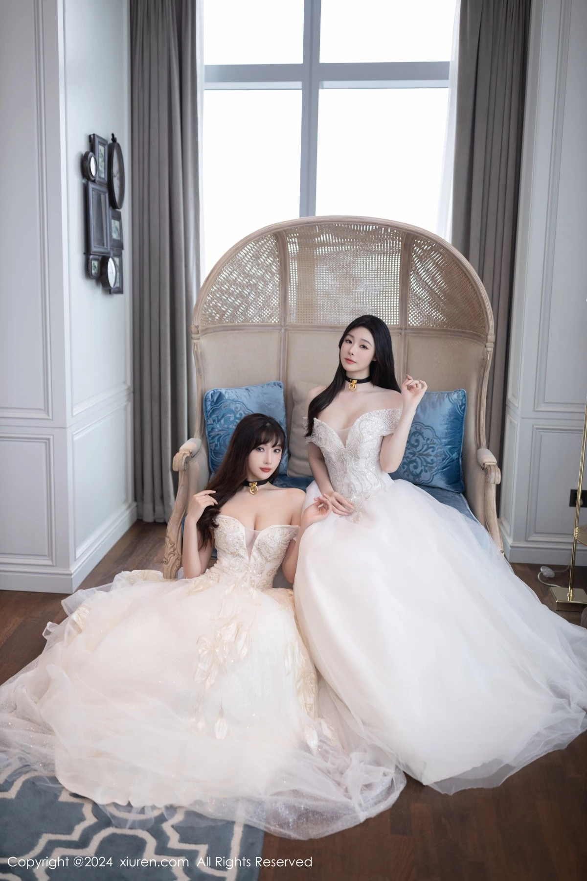 Xgyw.Org_XiuRen第9240期_模特合集女神小逗逗＆陆萱萱性感白色内衣秀完美身材诱惑写真80P