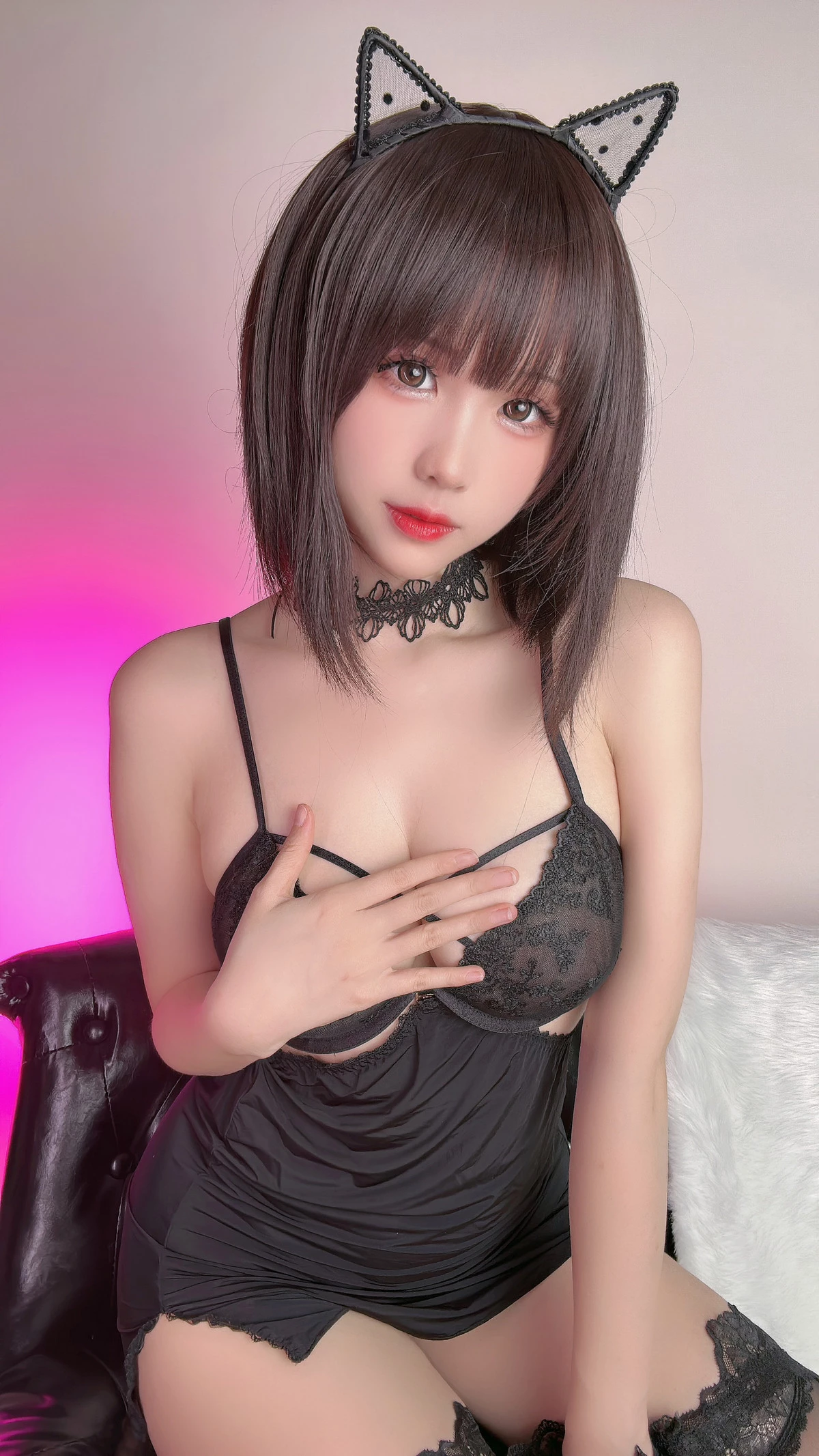 Xgyw.Org_网络美女miko酱ww8月Patreon合集主题私房性感多套服饰系列秀高挑丰腴身姿诱惑写真178P