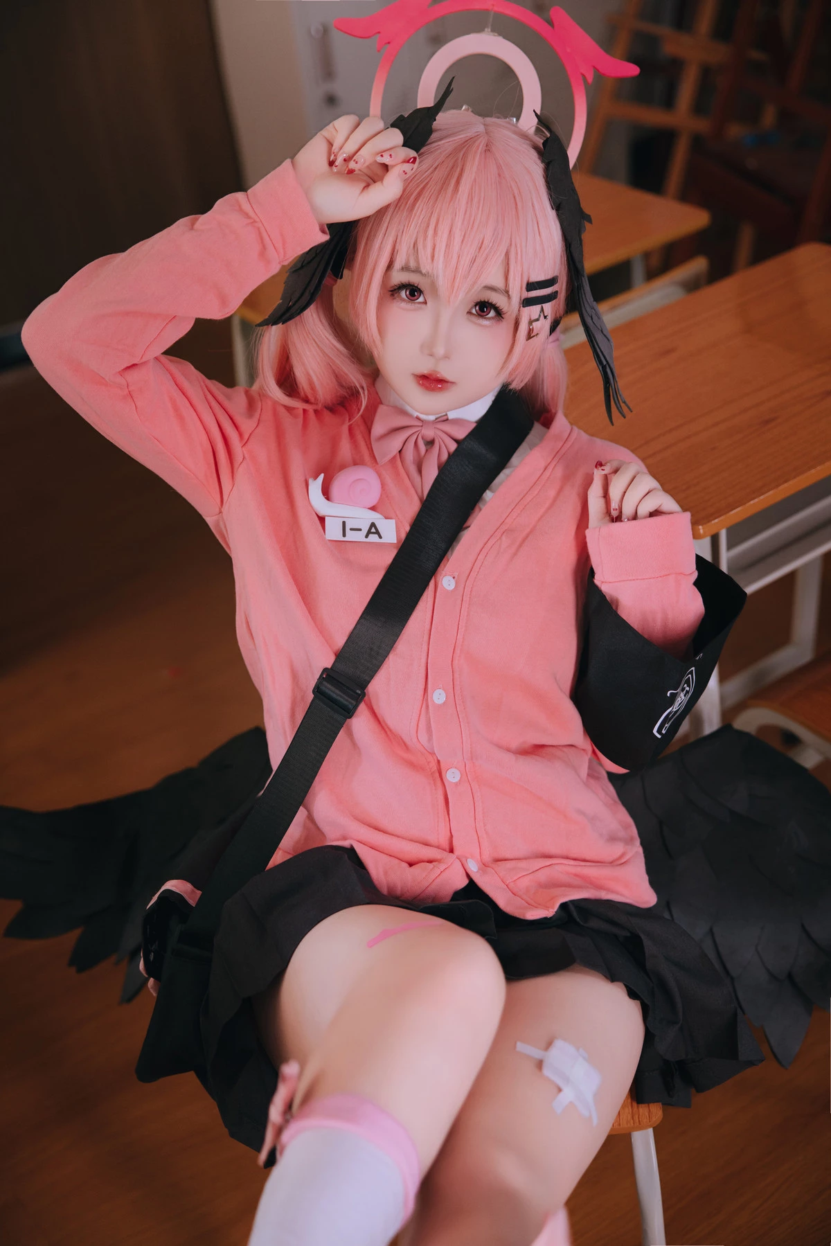 Xgyw.Org_Cosplay美女日奈娇下江小春JK主题私房脱制服露粉色三点式内衣秀丰腴身材诱惑写真126P
