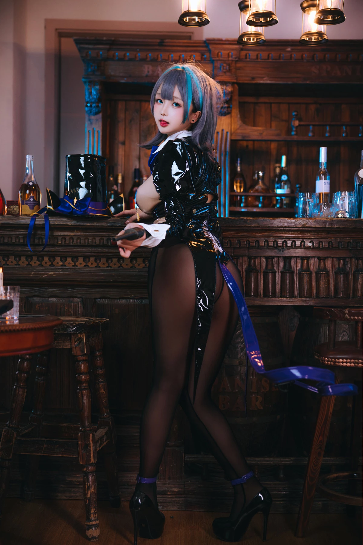 Xgyw.Org_Cosplay美女日奈娇柴郡魔术师主题性感透明连体胶衣配超薄黑丝秀丰满身材诱惑写真80P