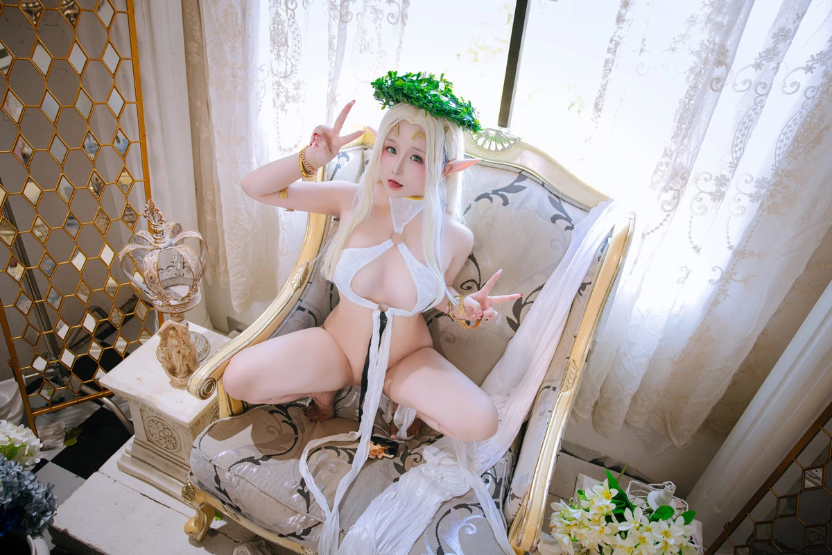 Xgyw.Org_Cosplay美女日奈娇黑兽白精灵主题私房浴室性感白色服饰露情趣内衣秀惹火身材诱惑写真150P