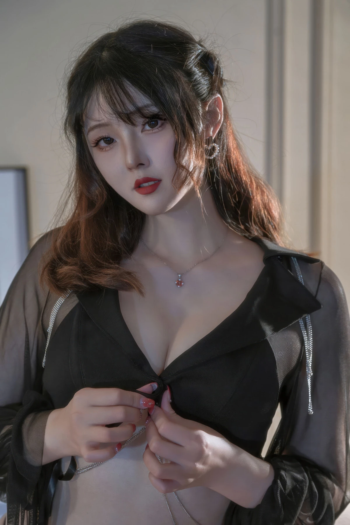 Xgyw.Org_网络美女Natsuko夏夏子朦胧OL主题性感黑色轻透套装露黑色内衣秀完美身材诱惑写真53P
