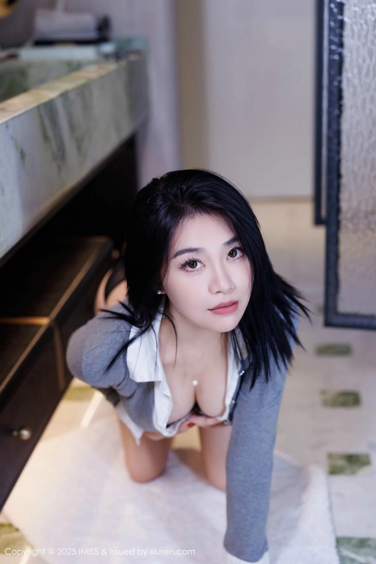 Xgyw.Org_[IMISS爱蜜社]Vol.784_女神许诺Sabrina性感粉色包臀裙配超薄肉丝秀完美身材诱惑写真95P